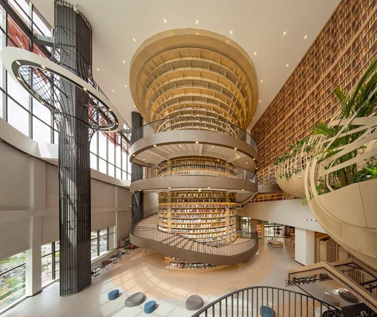 Μ. Ι. bookstore