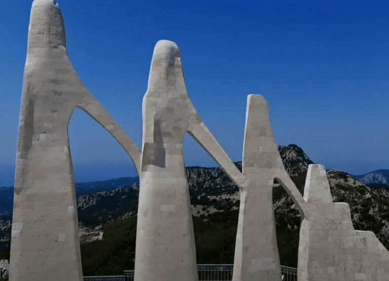 Το μνημείο του Ζαλόγγου